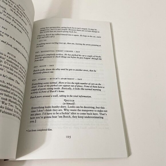 Pulp Fiction A Quentin Tarantino Screenplay Paperback Book - Picture 16 of 16